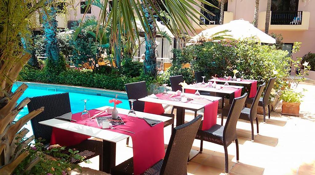 Fortina Spa Resort Sliema Luaran gambar The pool at the hotel