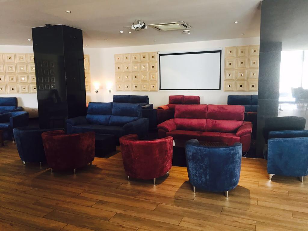 Fortina Spa Resort Sliema Luaran gambar The screening room at the National Centre for Early Music