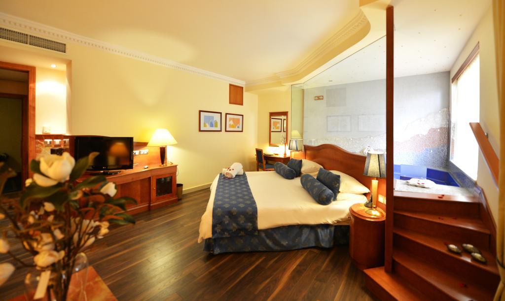 Fortina Spa Resort Sliema Luaran gambar A room at the hotel