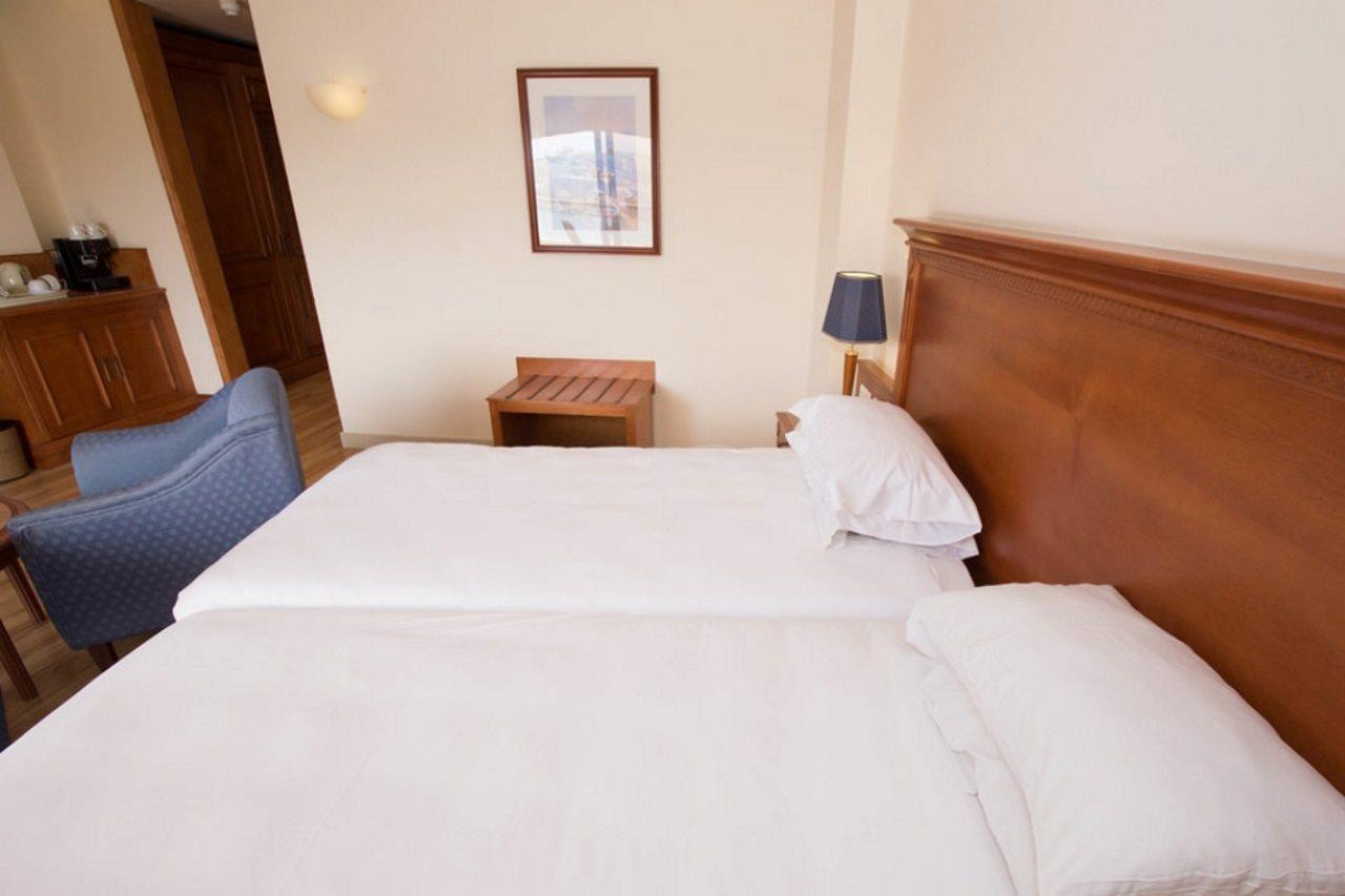 Fortina Spa Resort Sliema Luaran gambar A bedroom at the hotel