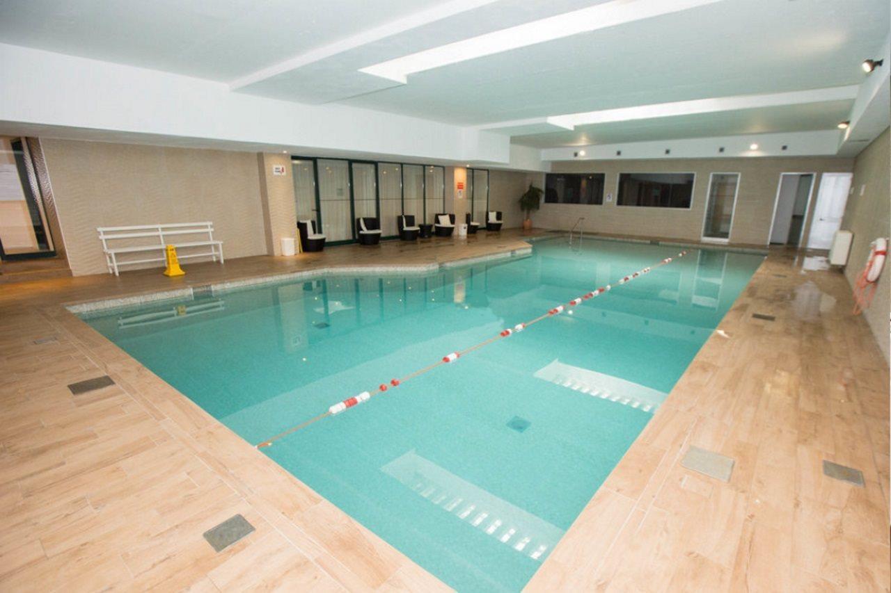 Fortina Spa Resort Sliema Luaran gambar The swimming pool at the hotel